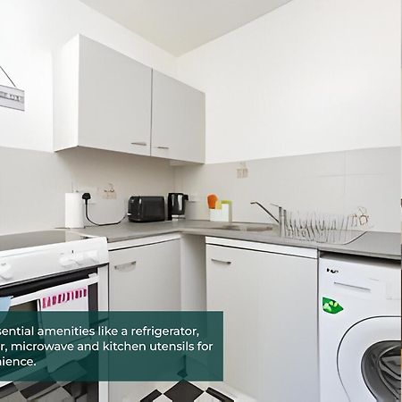 Clarence Suite 1 Bedroom W Free Parking Чатъм Екстериор снимка